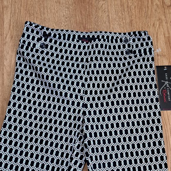Rekucci Women's Ease into Comfort Capri with Button Detail  Size 4 NWT. - Picture 7 of 9